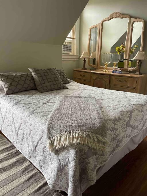 Redefined Alchemy - Bright, Eclectic, Pretty Apt 3E Little Falls Buitenkant foto